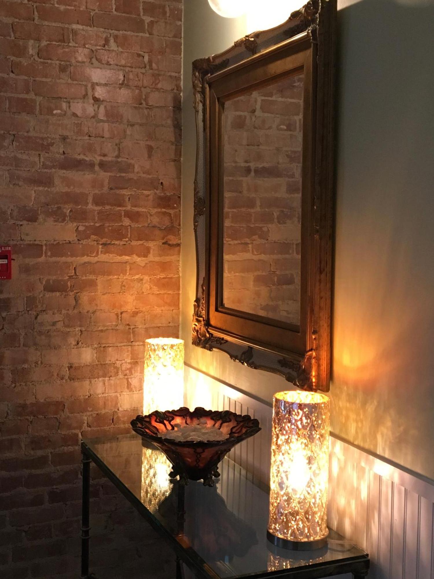 Bisbee Brownstone Suites Eksteriør billede