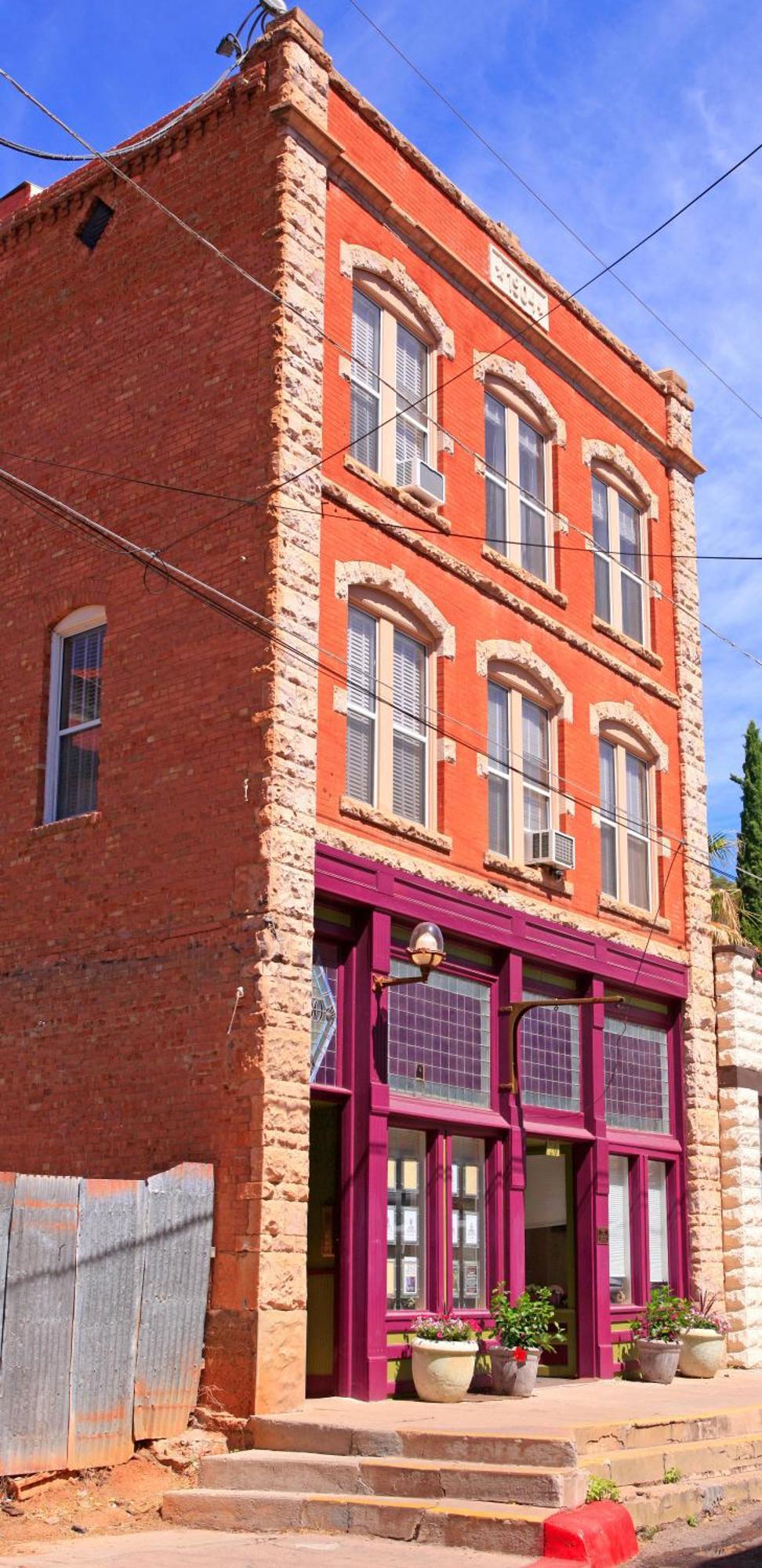 Bisbee Brownstone Suites Eksteriør billede
