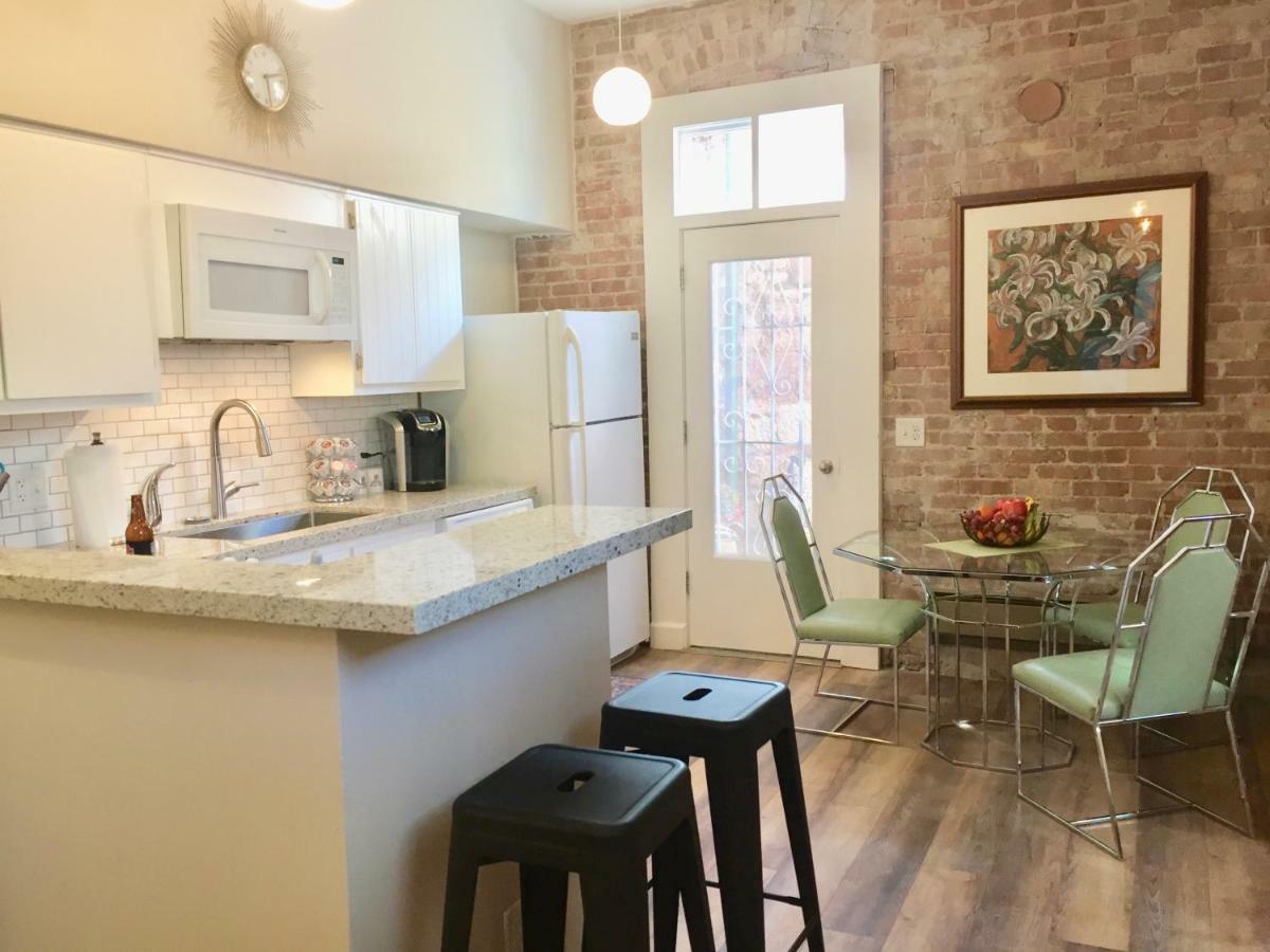 Bisbee Brownstone Suites Eksteriør billede