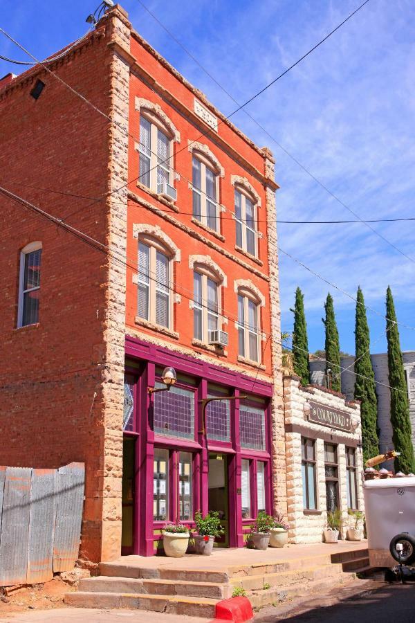 Bisbee Brownstone Suites Eksteriør billede