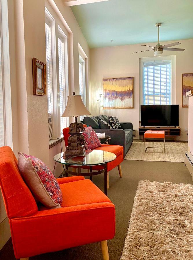 Bisbee Brownstone Suites Eksteriør billede