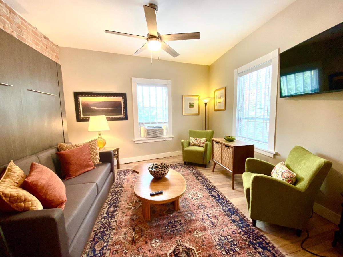 Bisbee Brownstone Suites Eksteriør billede